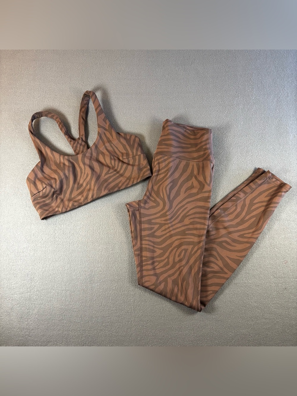 Women's Espresso Brushed Sculpt Set - All In Motion Size Small